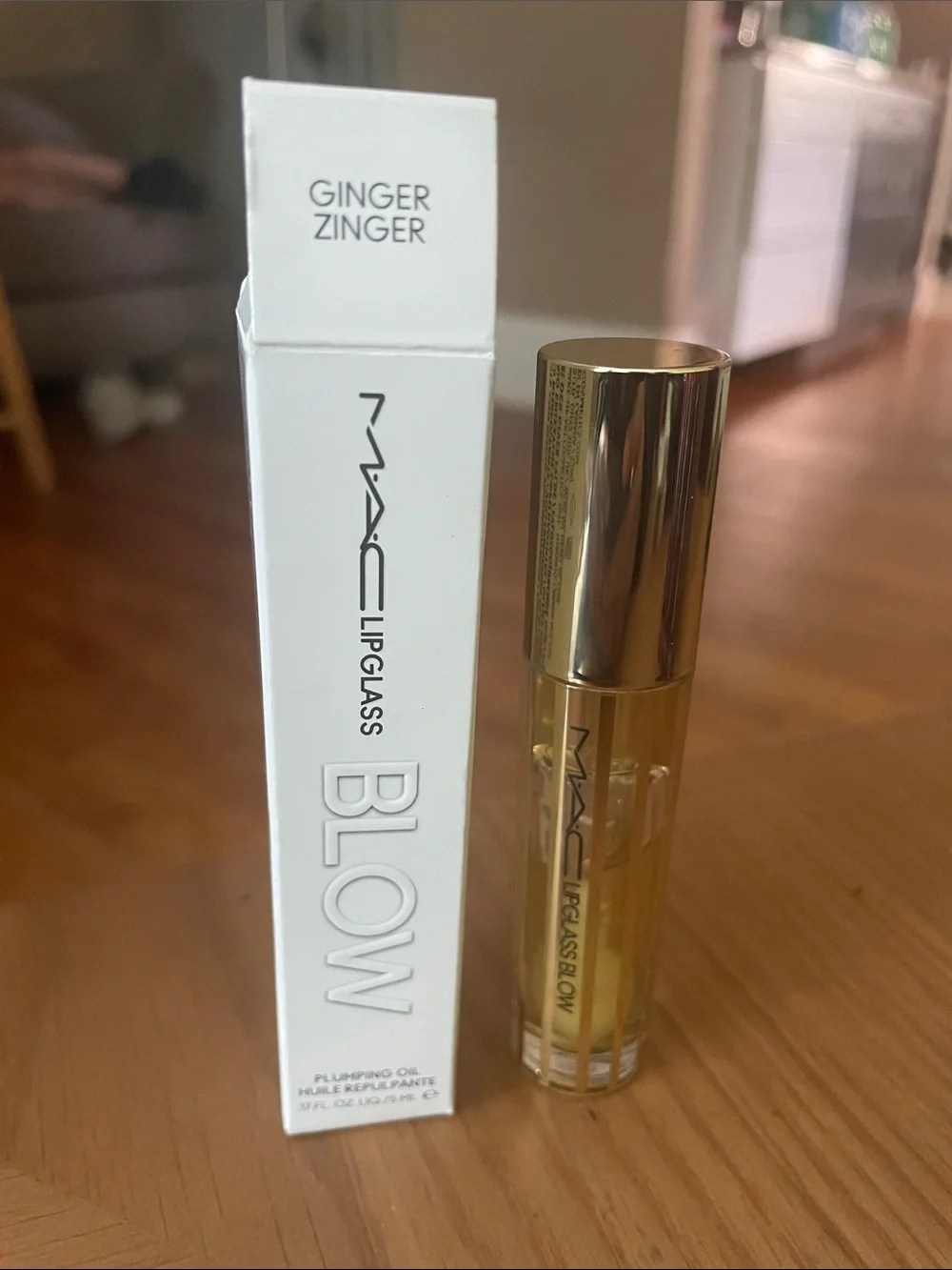 MAC Cosmetics Lipglass Blow Plumping Lip Oil - Ginger Zinger Gold